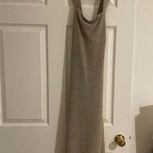 Beautiful theory dress worn once. Like new!